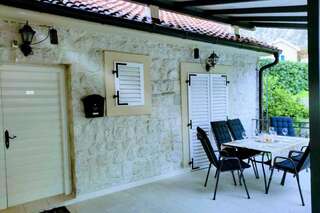Апартаменты Luxury stone house amazing view Доброта Апартаменты с 3 спальнями-8